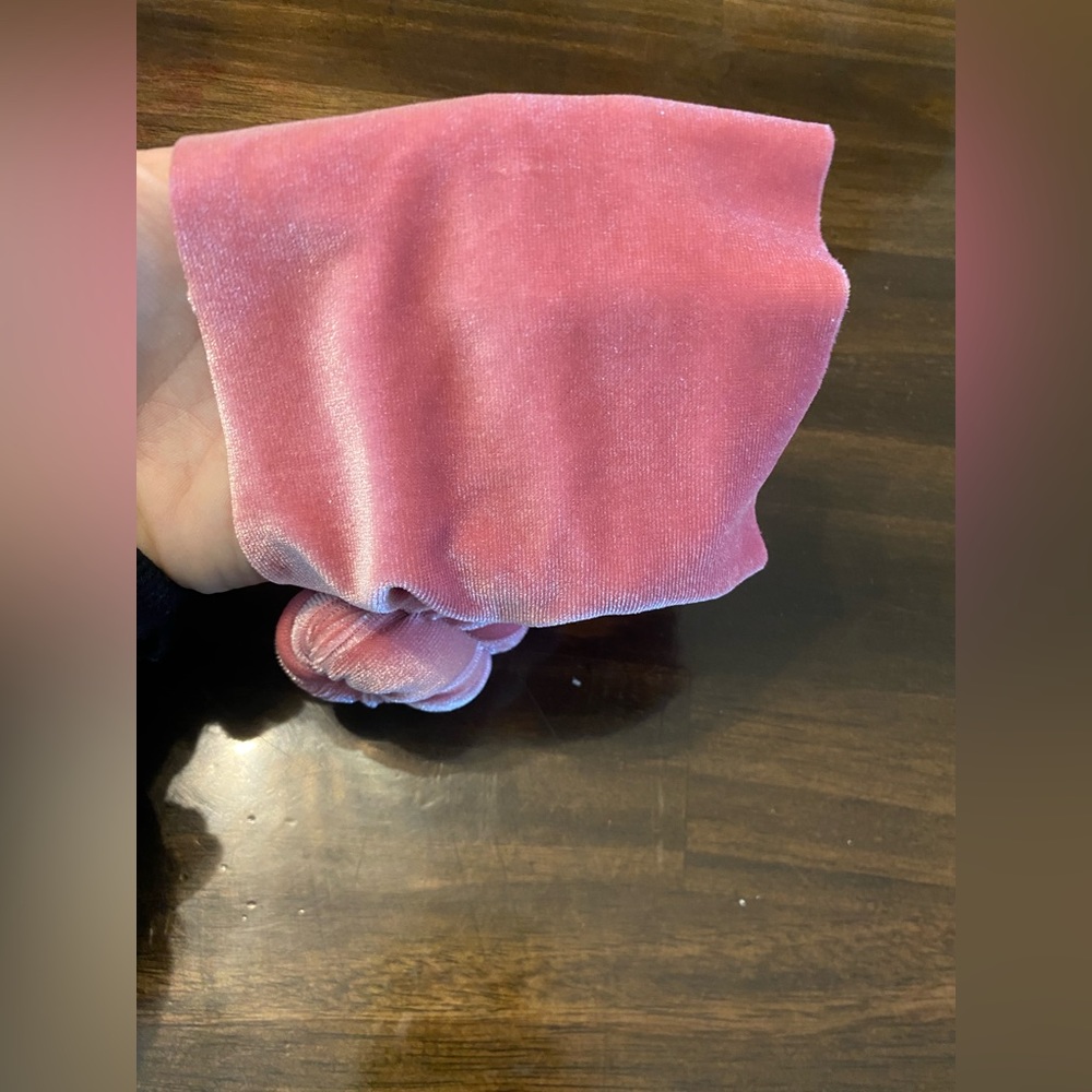 Baby pink velvet top knot